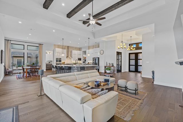 606 Sweet Grass LN, Austin, TX 78738