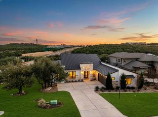 606 Sweet Grass LN, Austin, TX 78738