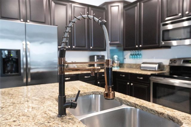 1185 SEBURN ROAD, Apopka, FL 32703