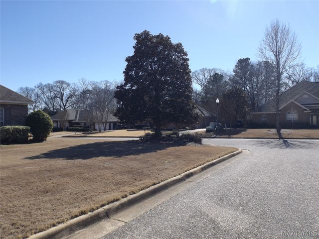 249 SPENCER Way, Deatsville, AL 36022