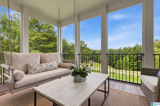 100 AUTUMN CREST DRIVE, Chelsea, AL 35051