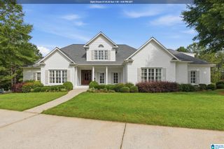 100 AUTUMN CREST DRIVE, Chelsea, AL 35051
