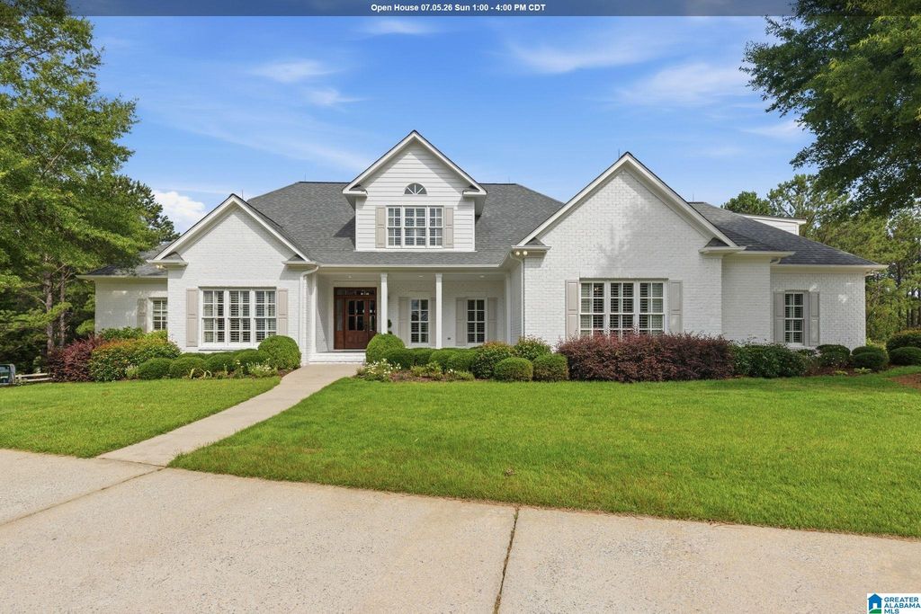100 AUTUMN CREST DRIVE, Chelsea, AL 35051