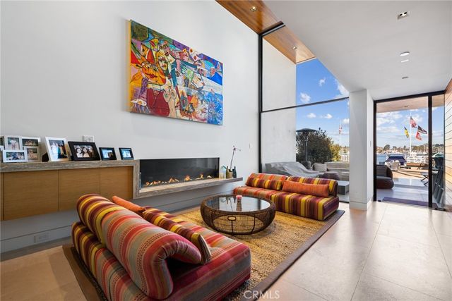 1509 E Bay Avenue, Newport Beach, CA 92661