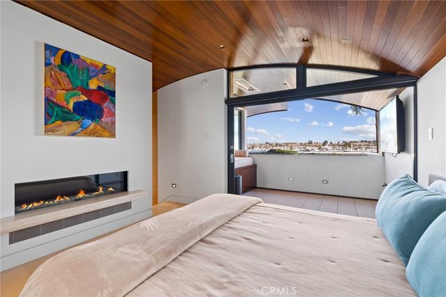 1509 E Bay Avenue, Newport Beach, CA 92661