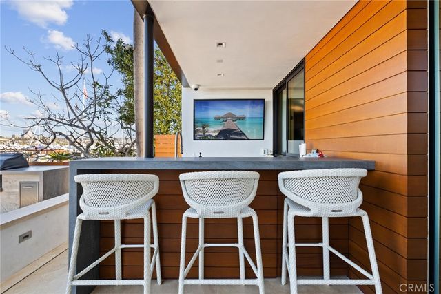 1509 E Bay Avenue, Newport Beach, CA 92661