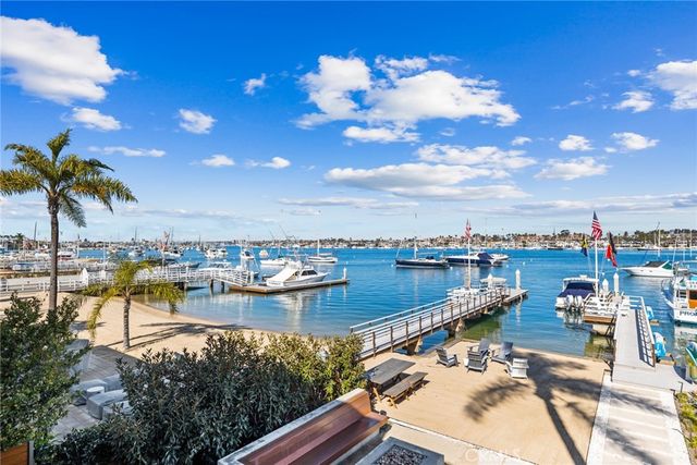 1509 E Bay Avenue, Newport Beach, CA 92661