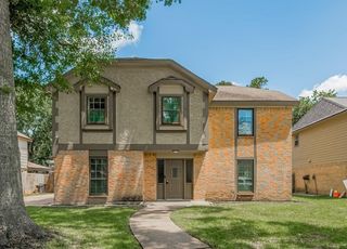 5711 Arenas Timbers Drive, Humble, TX 77346