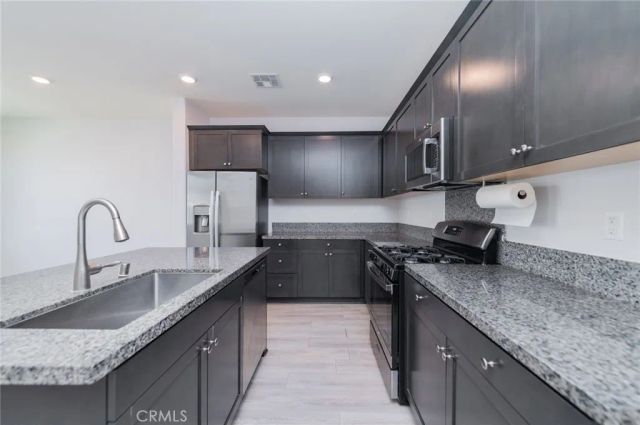 16681 Wyndham 3, Fontana, CA 92336