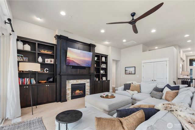 18021 133rd Street E, Bonney Lake, WA 98391