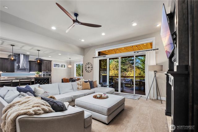 18021 133rd Street E, Bonney Lake, WA 98391