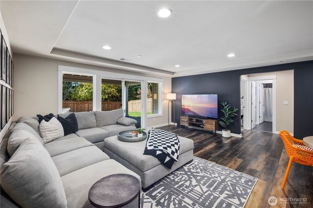 18021 133rd Street E, Bonney Lake, WA 98391