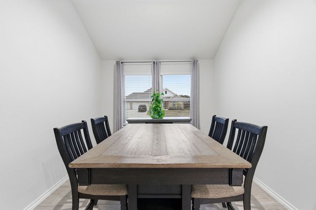 437 Falcon Way, Azle, TX 76020