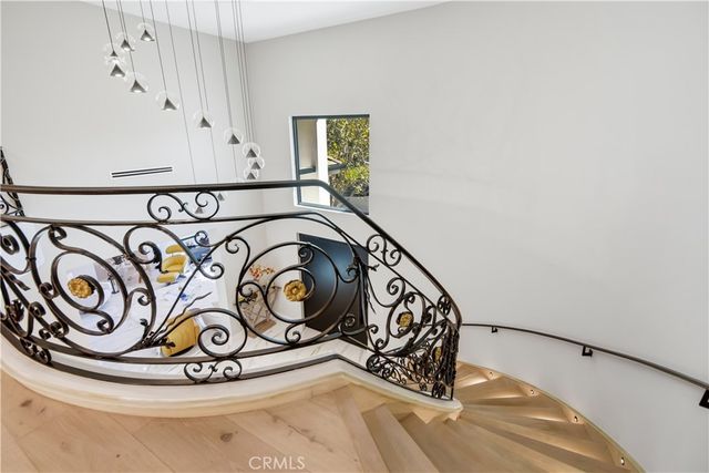 5428 Villawood Cir, Calabasas, CA 91302