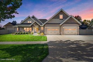 11085 N Cattle Dr, Hayden, ID 83835