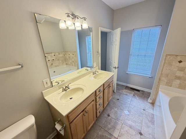 708 N 2nd St, Nashville, TN 37207