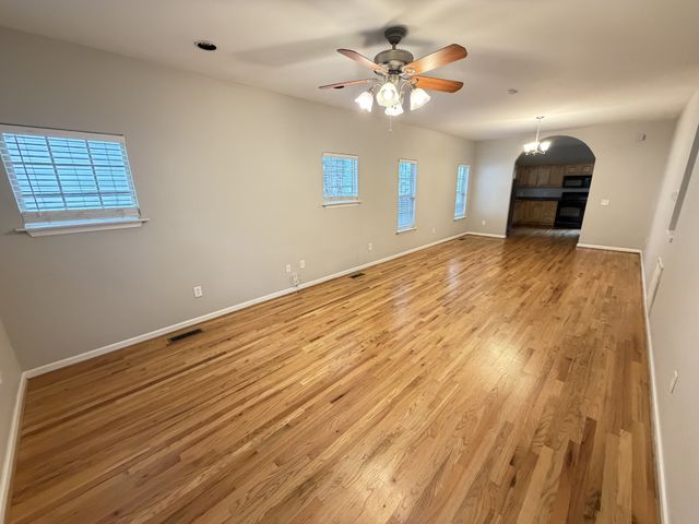 708 N 2nd St, Nashville, TN 37207
