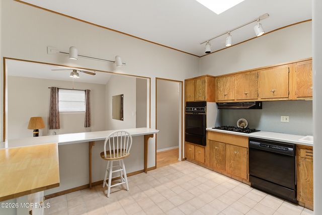 94 Boulevard W, Keyport, NJ 07735