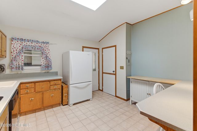 94 Boulevard W, Keyport, NJ 07735