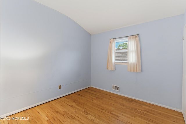 94 Boulevard W, Keyport, NJ 07735