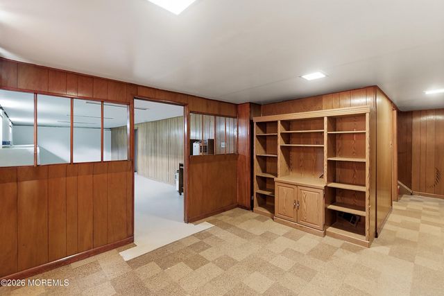 94 Boulevard W, Keyport, NJ 07735