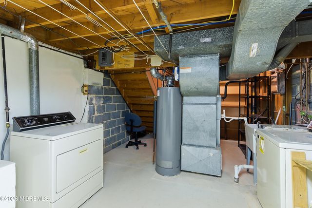 94 Boulevard W, Keyport, NJ 07735