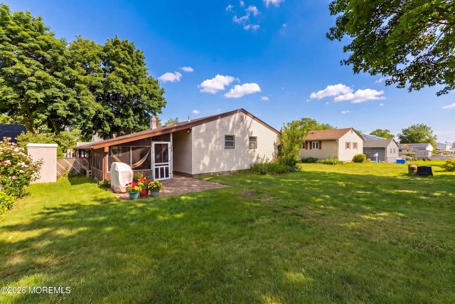 94 Boulevard W, Keyport, NJ 07735