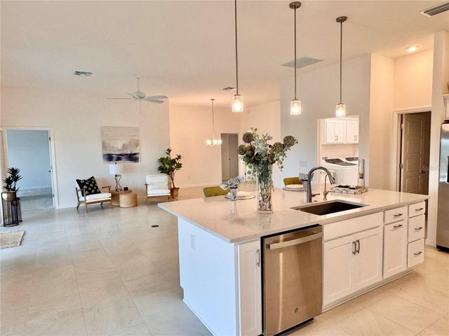 1454 JEREMY CIRCLE, The Villages, FL 34762