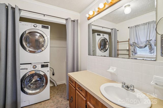 480 Paint Fork Road, Barnardsville, NC 28709