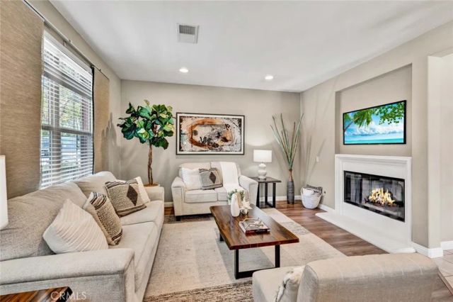 50 White Sage, Irvine, CA 92618