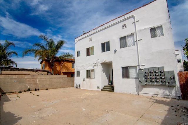 440 E 27th, Los Angeles, CA 90011