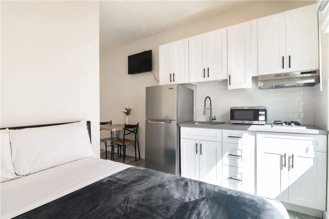 440 E 27th, Los Angeles, CA 90011
