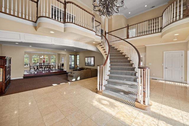 10875 Grenache Way, Elk Grove, CA 95624