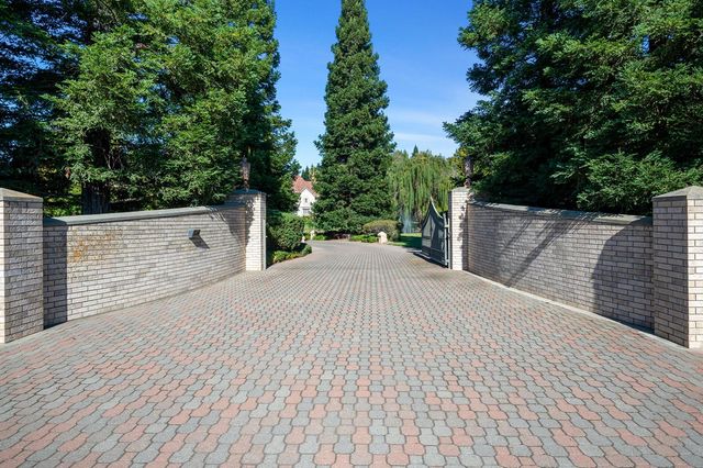 10875 Grenache Way, Elk Grove, CA 95624