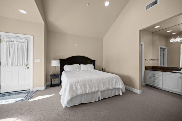 10875 Grenache Way, Elk Grove, CA 95624