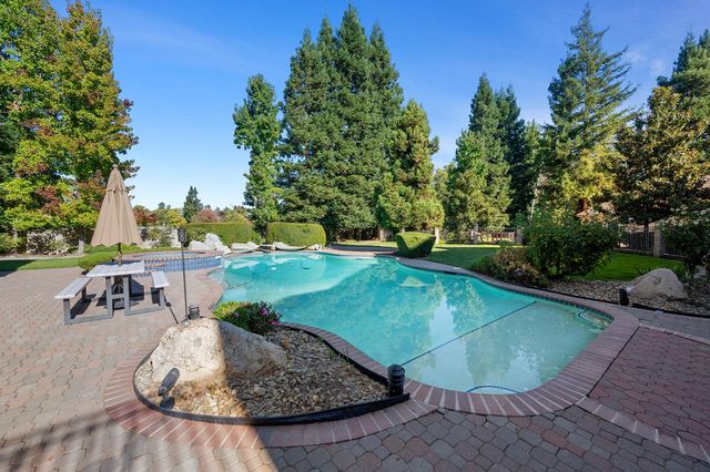 10875 Grenache Way, Elk Grove, CA 95624
