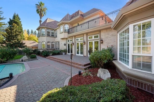 10875 Grenache Way, Elk Grove, CA 95624