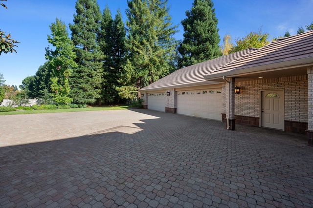 10875 Grenache Way, Elk Grove, CA 95624