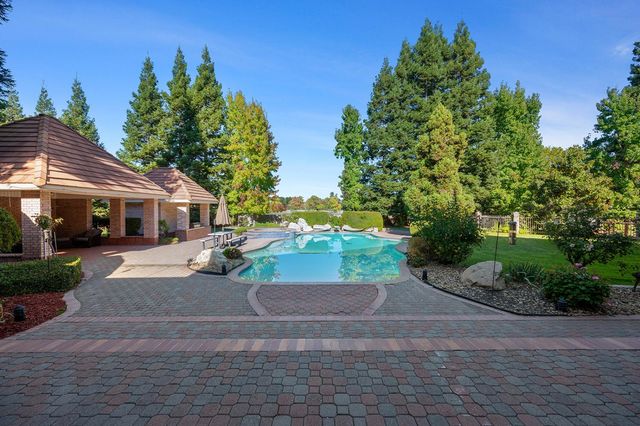10875 Grenache Way, Elk Grove, CA 95624