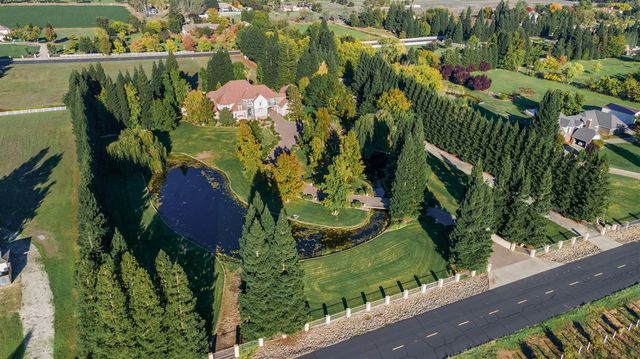 10875 Grenache Way, Elk Grove, CA 95624