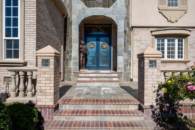 10875 Grenache Way, Elk Grove, CA 95624