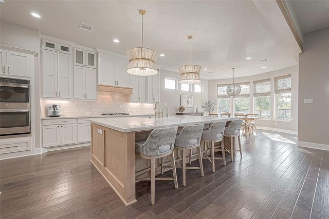 30 Argosy Bend Place, Tomball, TX 77375