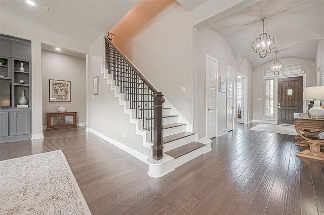 30 Argosy Bend Place, Tomball, TX 77375