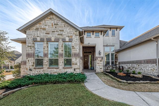 30 Argosy Bend Place, Tomball, TX 77375