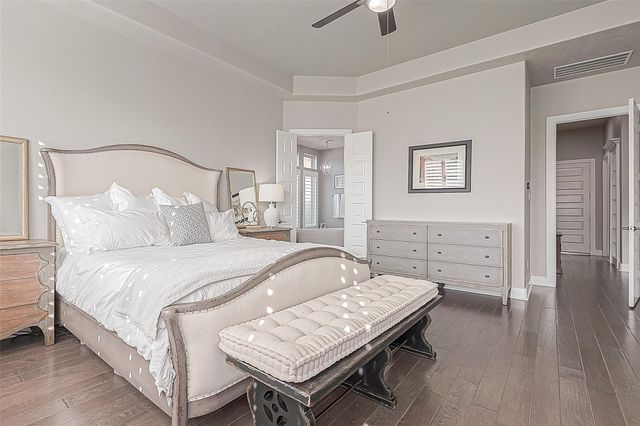 30 Argosy Bend Place, Tomball, TX 77375