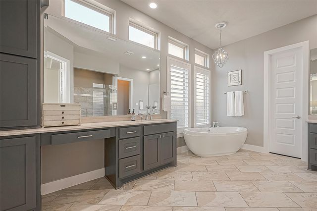 30 Argosy Bend Place, Tomball, TX 77375