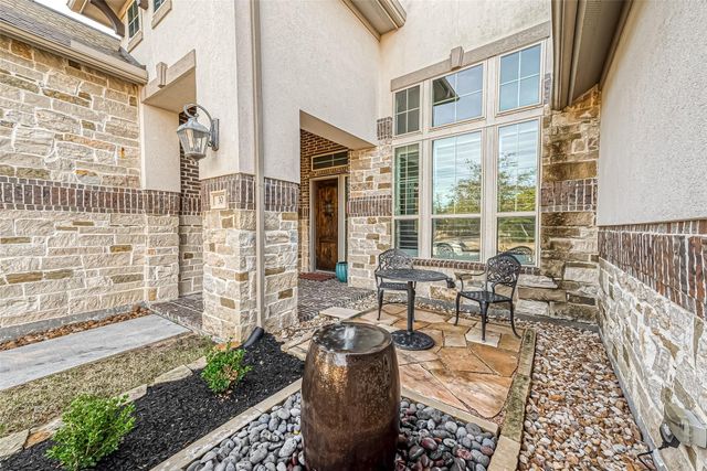 30 Argosy Bend Place, Tomball, TX 77375