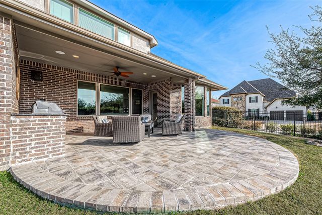 30 Argosy Bend Place, Tomball, TX 77375