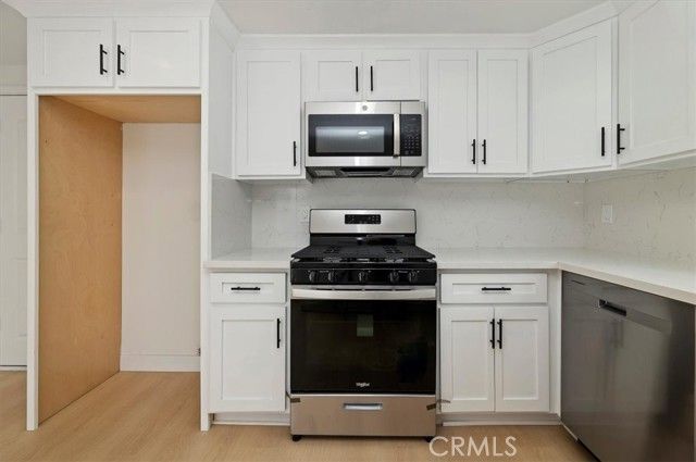 14207 Woodland Drive, Fontana, CA 92337