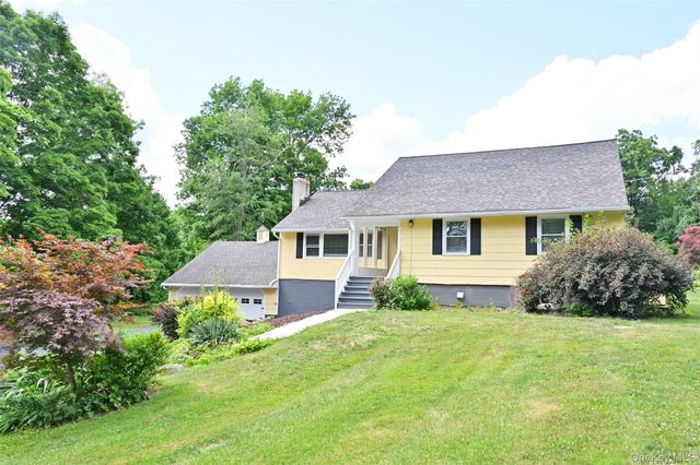136 Foggintown Road, Brewster, NY 10509